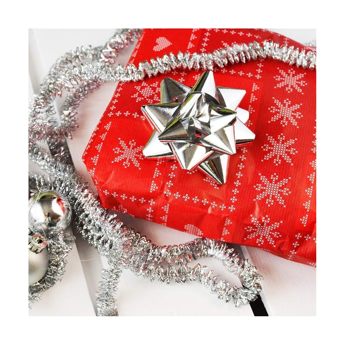 Lulu Home Christmas Gifts Bows, 50 Pieces Self Adhesive Gifts Bows for Decoration, Gift Wrap, Wedding, Party - imagen de detalle 5