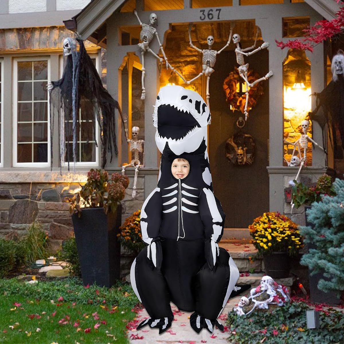 Lulu Home 5.9FT H Inflatable Dinosaur T-Rex Costume for Kids, Halloween Blow Up Fancy Dress Costume for Boys Girls Dinosaur Themed Party Trick or Treat Activity, Black & White - Small - imagem de detalhe 6