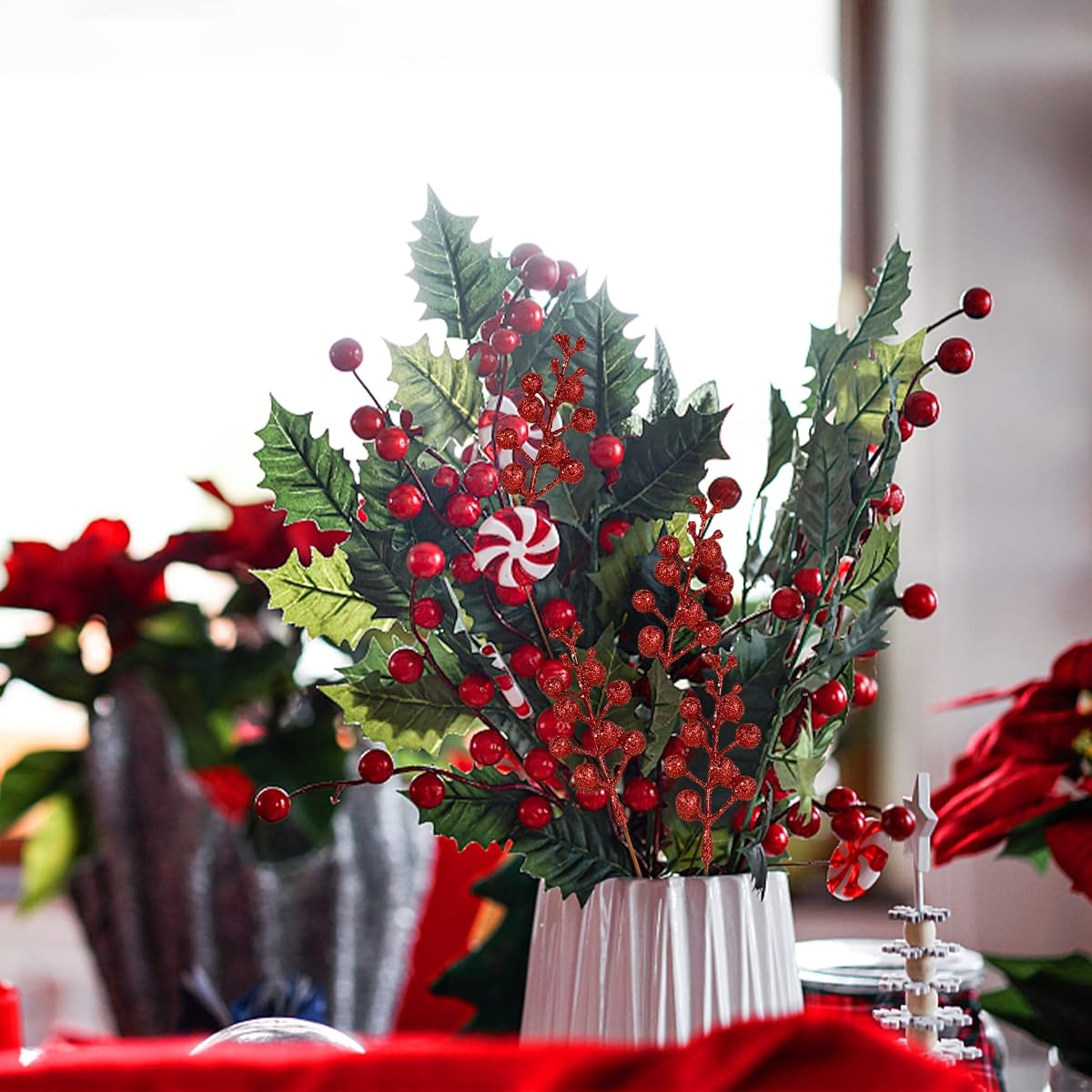 Lulu Home 24 Pieces Christmas Artificial Red Berry Branches, 8.5" L Holly Berries Stem Picks for Xmas Gift DIY Crafts Christmas Tree Wreath Garland Decorations, 12 Glittered + 12 Natural Looked - imagem de detalhe 4