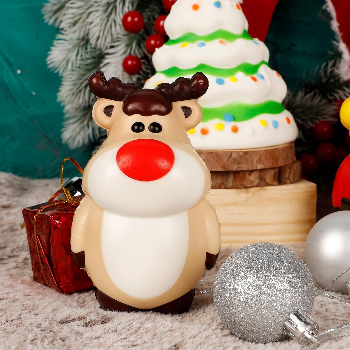 Lulu Home Christmas Party Favors, 6 Pack Jumbo Squishy Slow Rising Toys Set, Christmas Stress Relief Cute Sensory Toys for Boys Girls Trick or Treat Party Supplies - imagen de detalle 5