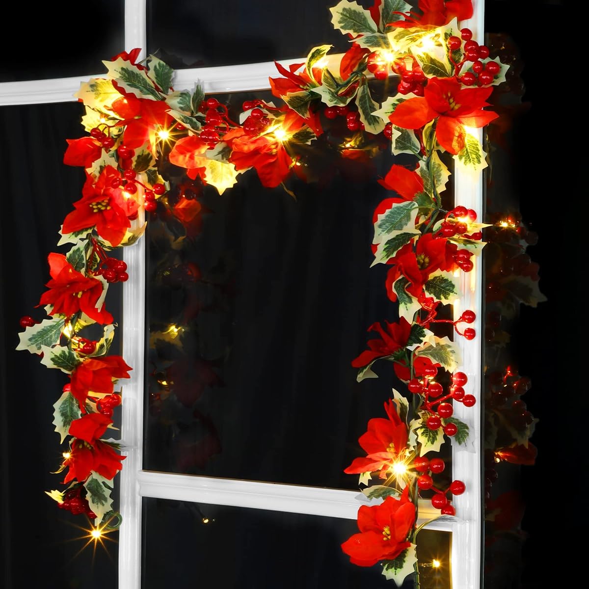 Lulu Home 5.9FT Pre-lit 20 LED Christmas Holly Leaves Garland Decorated with 18 Pinecones, Battery Operated Christmas Lighted Poinsettia Garland Indoor Outdoor for Fireplace, Staircase Decor - imagem de detalhe 1