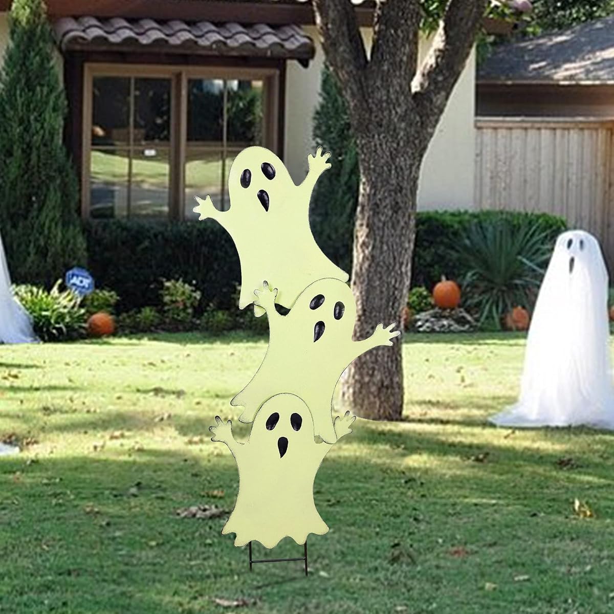 Lulu Home Halloween Yard Stake, 38.6" Glow in The Dark Metal Stacked Ghost with Green Fluorescent Layer, Halloween Yard Sign Stakes for Outdoor Front Yard Lawn Garden Decorations - imagen de detalle 5