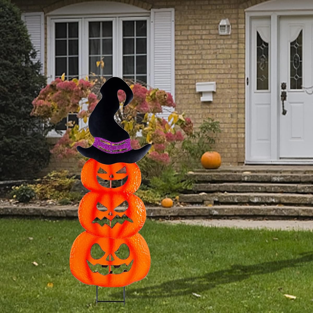 Lulu Home Halloween Yard Stake, 42" Metal Stacked Jack-O-Lanterns with Witch Hat, Halloween Pumpkin Yard Sign Stakes for Outdoor Front Yard Lawn Garden Decorations - imagem de detalhe 6