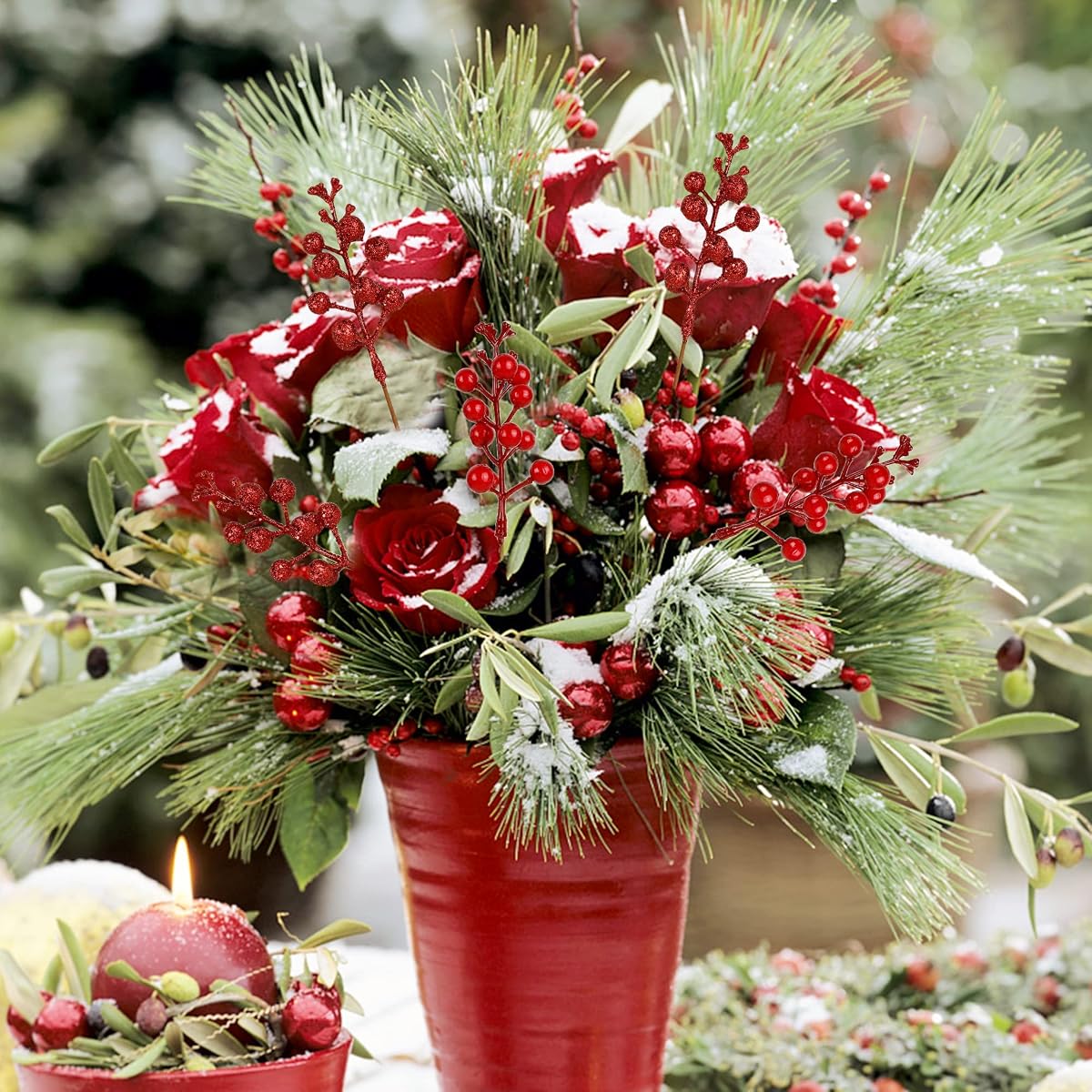 Lulu Home 24 Pieces Christmas Artificial Red Berry Branches, 8.5" L Holly Berries Stem Picks for Xmas Gift DIY Crafts Christmas Tree Wreath Garland Decorations, 12 Glittered + 12 Natural Looked - imagem de detalhe 5