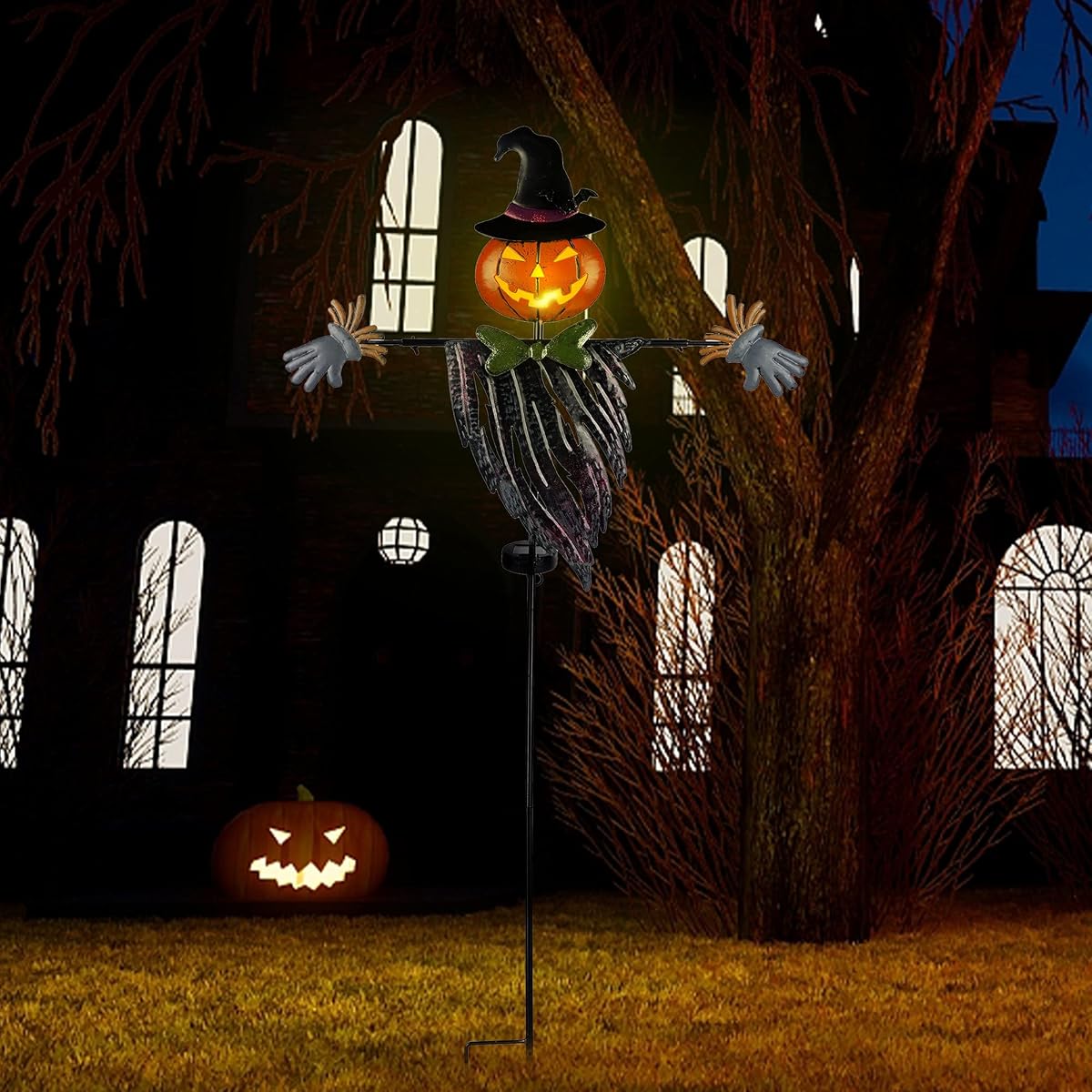 Lulu Home Halloween Yard Stake, 46.4" Solar Lighted Metal Pumpkin Head Scarecrow Stake, Outdoor Decoration Garden Lawn Driveway Yard Sign for Halloween - imagem de detalhe 5