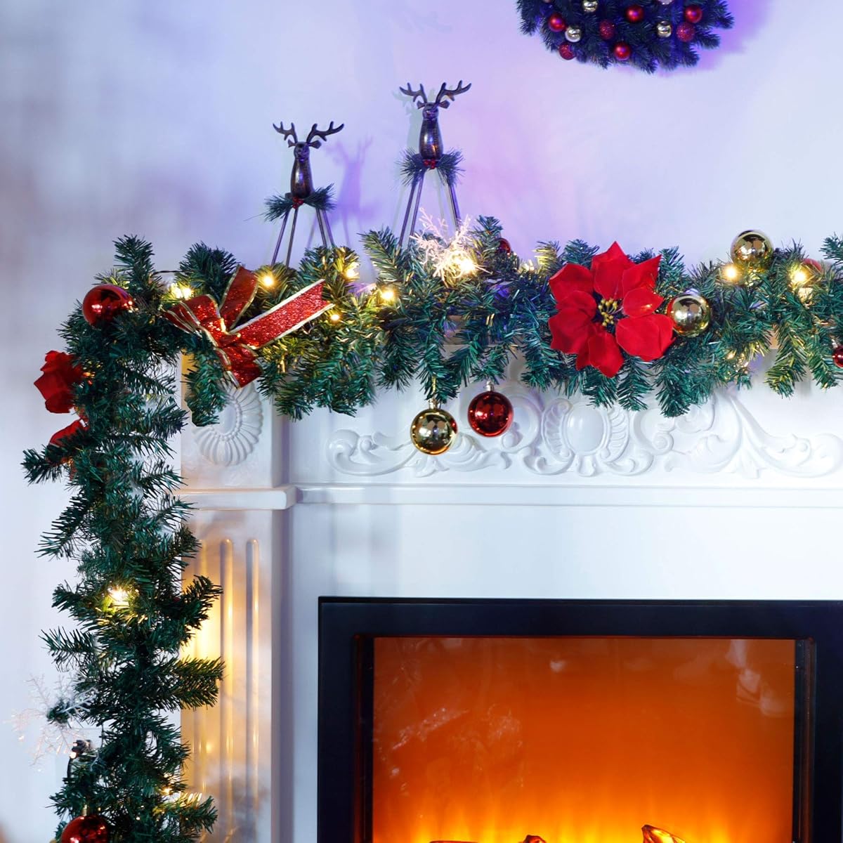Lulu Home Christmas Garland, 9FT Pre-lit 40 LED Christmas Garland with 24 Xmas Balls, Battery Operated Christmas Lighted Poinsettia Garland Indoor Outdoor for Fireplace, Staircase, Railing Decoration - imagem de detalhe 2