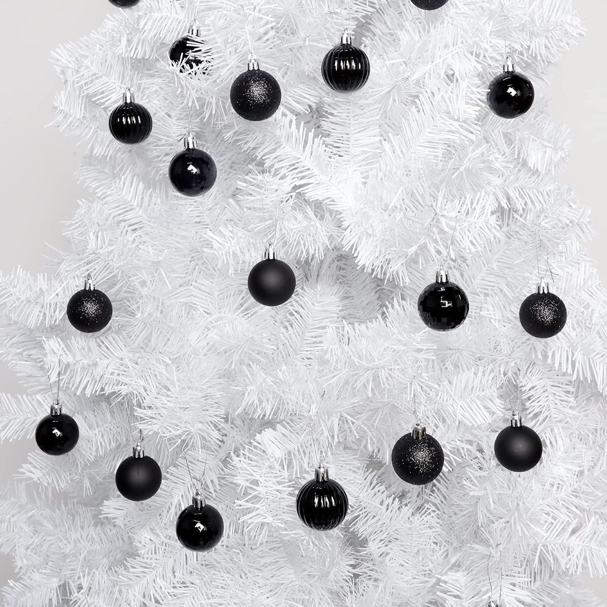 Lulu Home Christmas Hanging Ornaments, 34 Count Pre-Strung Plastic Balls, Shatterproof Barrel Packed Balls for Holiday Easter Party Wreath Tabletop Tree Decorations, 2.36 Inch, Purple - imagem de detalhe 5