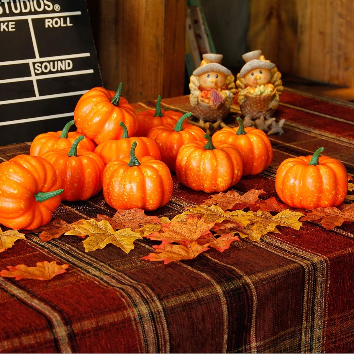 Lulu Home Fall Day Pumpkin Decorations, 12 Packs Artificial Mini Pumpkins and 30 Pcs Fake Maple Leaves, Autumn Plastic Pumpkin Decorating for Harvest - imagen de detalle 2