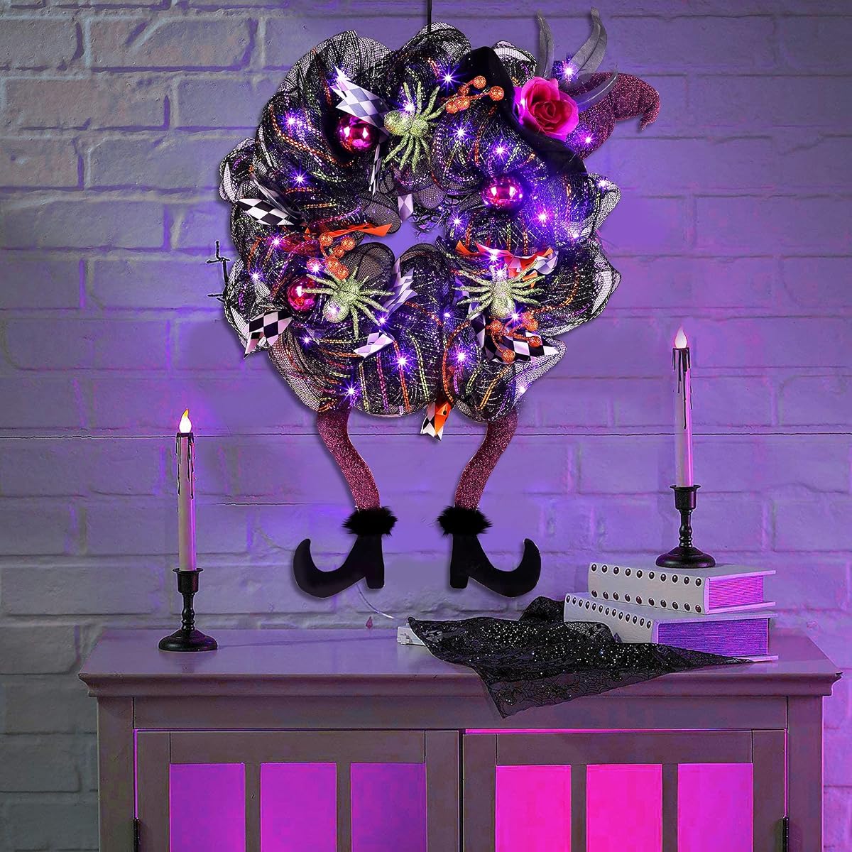 Lulu Home Halloween Front Door Wreath, Purple LED Lighted Witch Hat Wreath, Battery Operated, NOT PRELIT - imagem de detalhe 6
