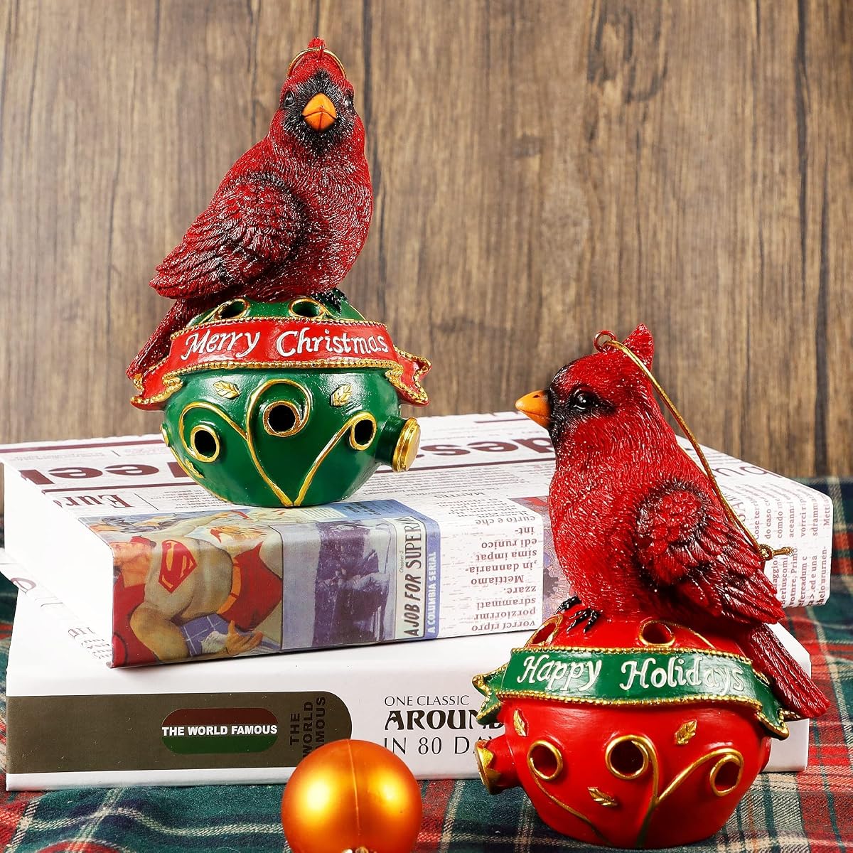 Lulu Home Christmas Hanging Decoration, 6" H Set of 2 Resin Cardinal Figures with Lighted Christmas Balls Base, Hanging Lifelike Red Birds with Pre-Strung Rope for Christmas Indoor Outdoor Decoration - 细节图 3